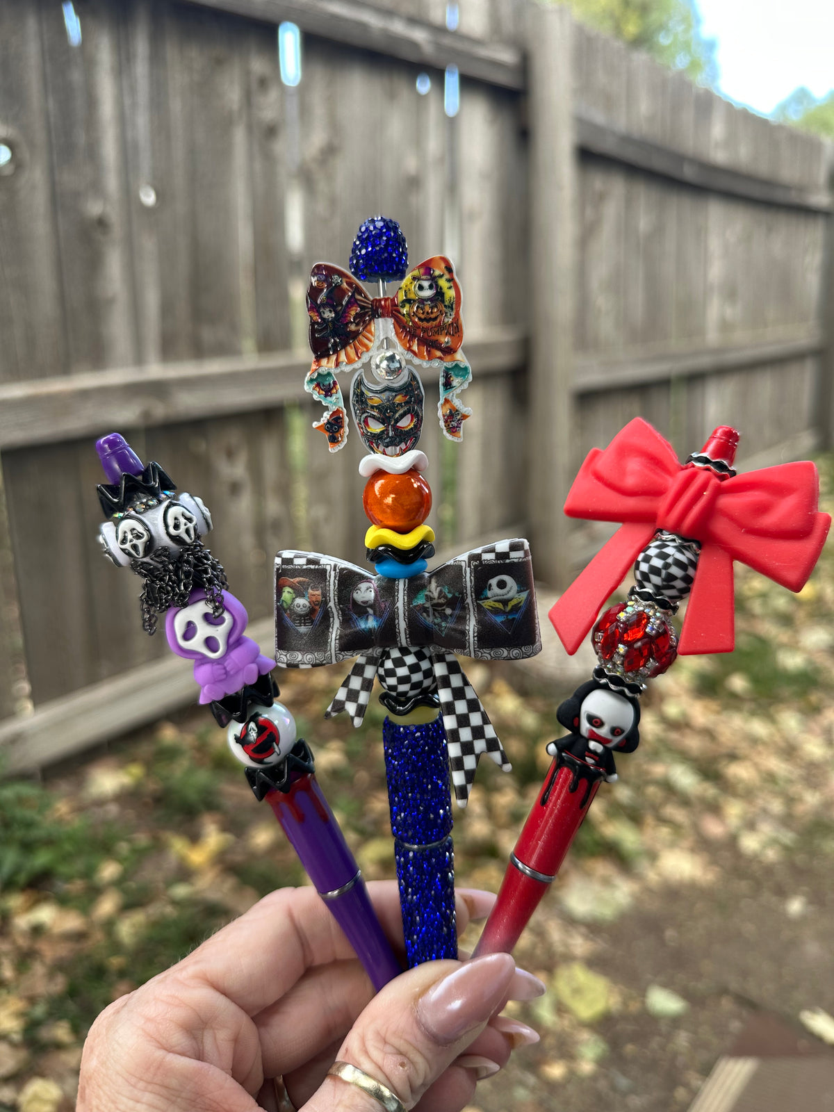 Bow/Horror Pens