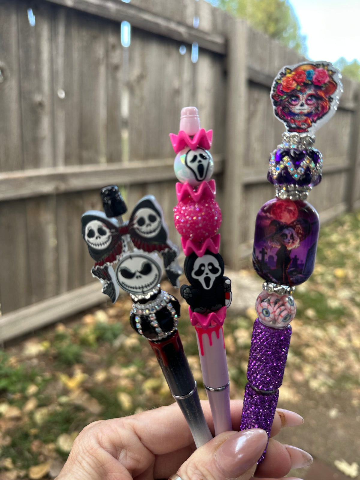 Bow/Horror Pens