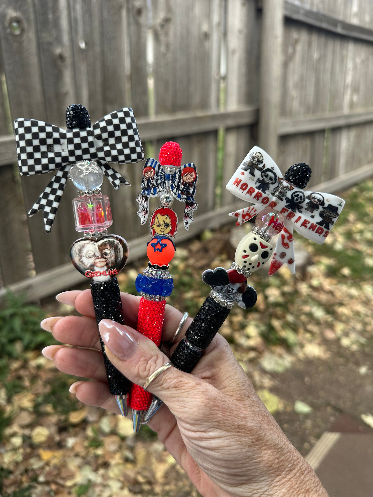 Bow/Horror Pens